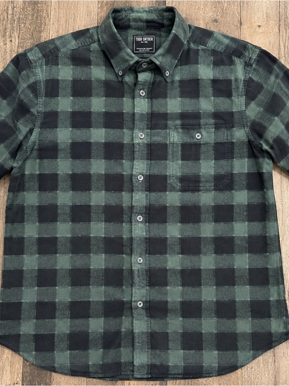 Men’s Todd Snyder Multicolored Button Down Flannel Designer Long Sleeved Shirt M